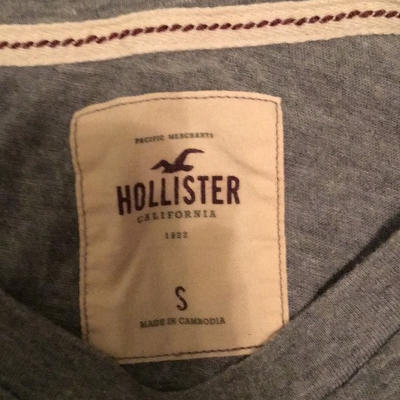 Girls size 20 hollister shirt - Picture 3 of 4